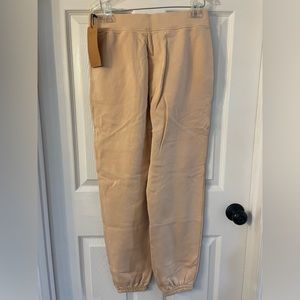 Girlfriend Collective Birch 50/50 Organic Classic Jogger Size Medium *New